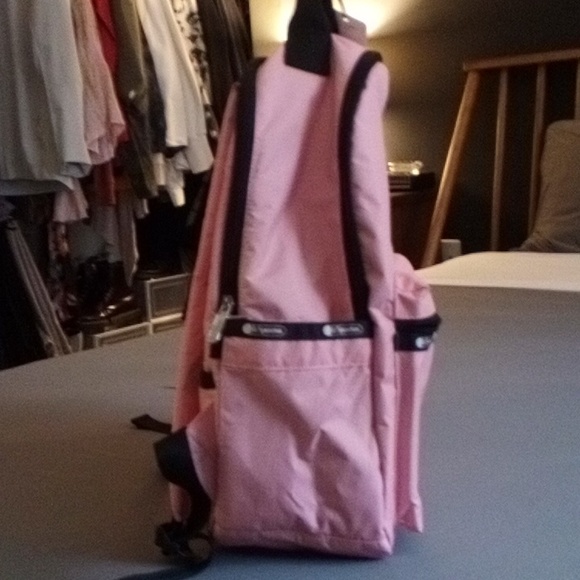Lesportsac Bags Lesportsac Logan Nylon Backpack Poshmark